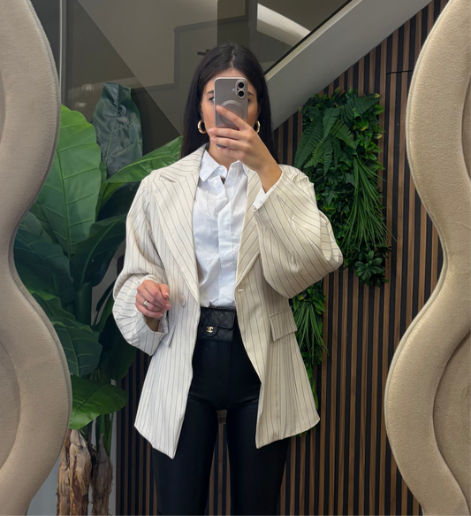 Blazer a righe maniche a sbuffo