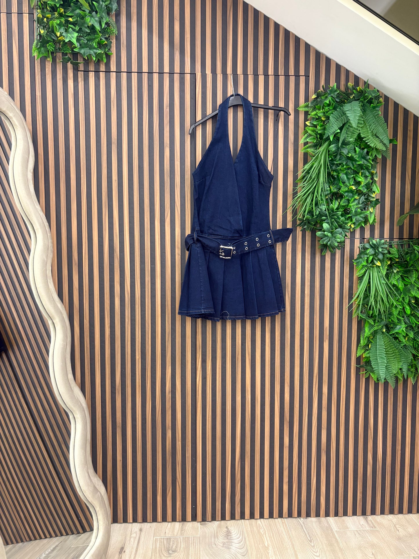 Mini Dress “Denim Chic” – Abito Corto in Jeans con Cintura
