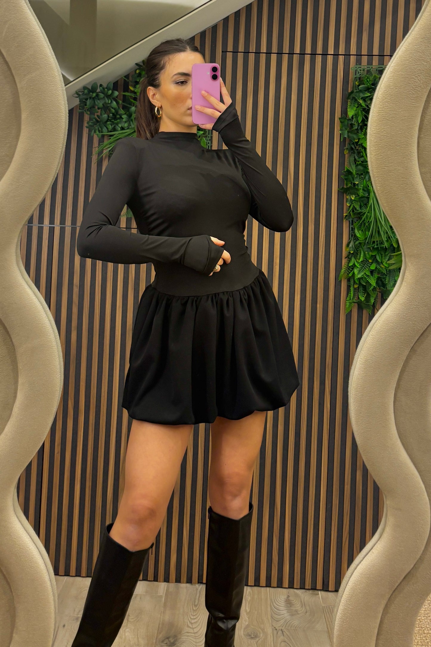 Mini dress nero “Iconic Mood” 🖤✨