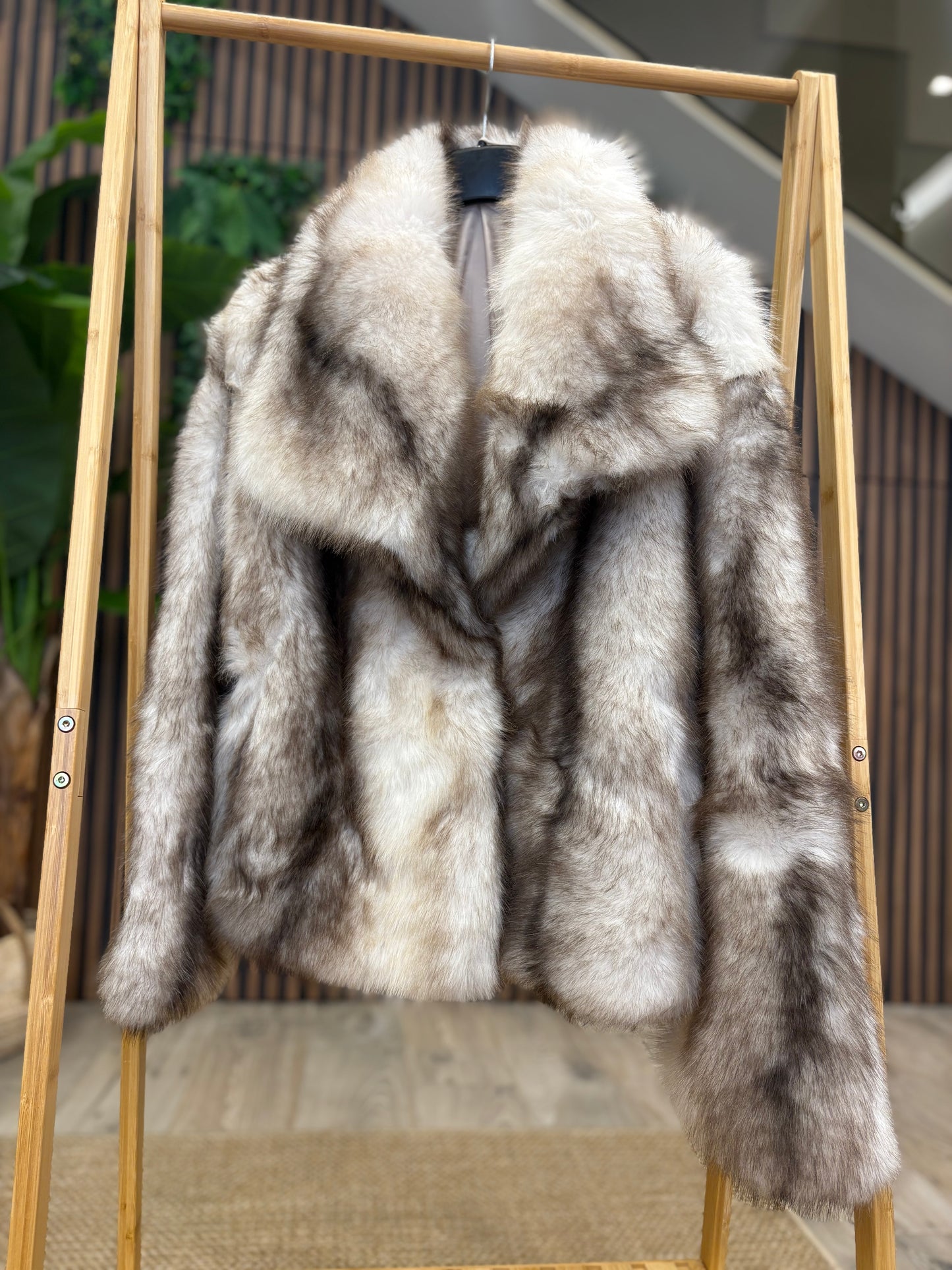 ✨ Giacca in eco-pelliccia effetto volpe