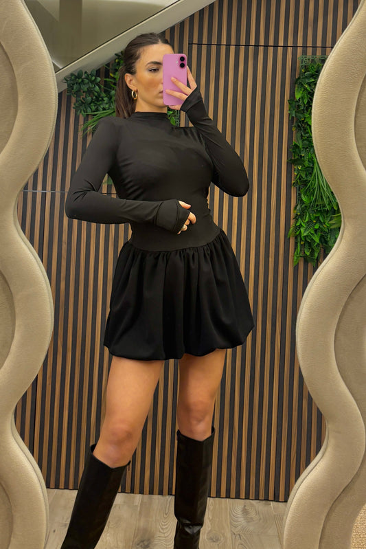 Mini dress nero “Iconic Mood” 🖤✨