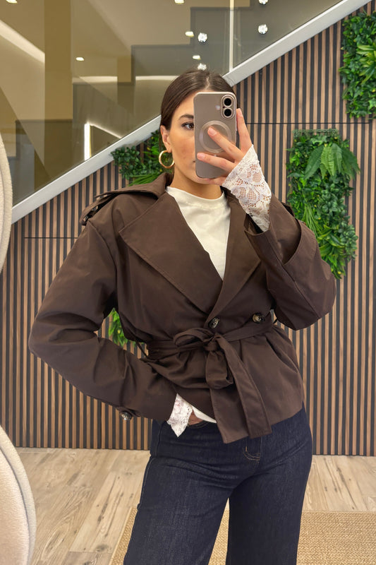 Trench Corto con Cintura Marrone